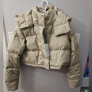 Lululemon Wunder Puff Super Cropped jacket